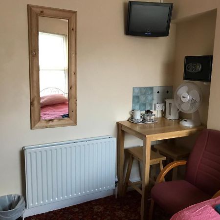Bayside Guest House Porthcawl Bagian luar foto