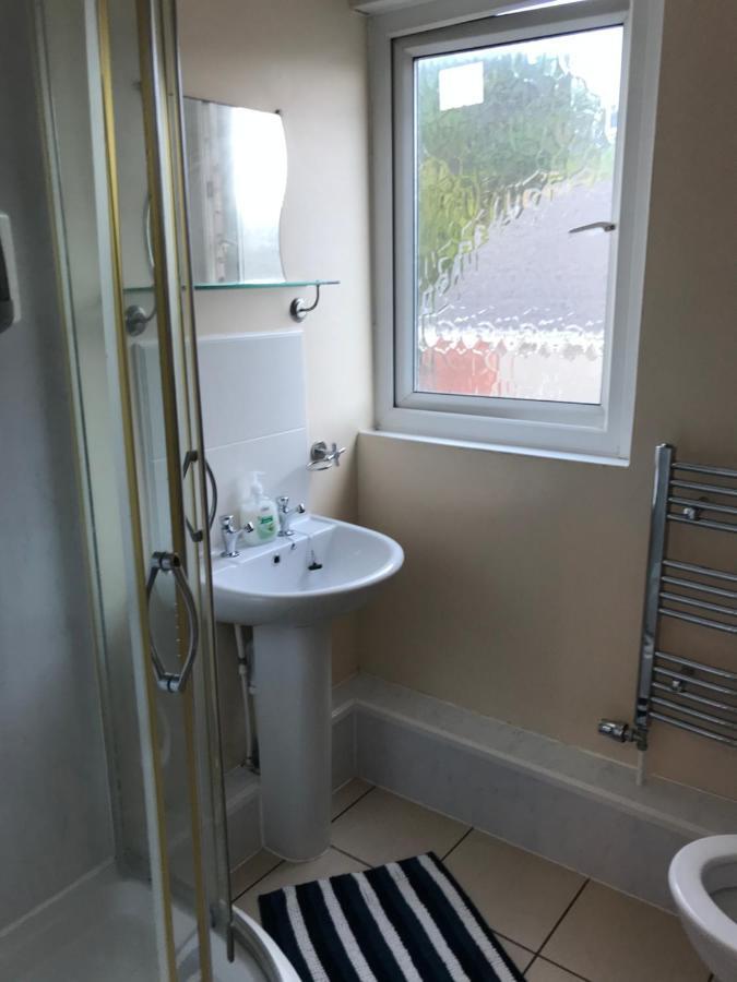 Bayside Guest House Porthcawl Bagian luar foto