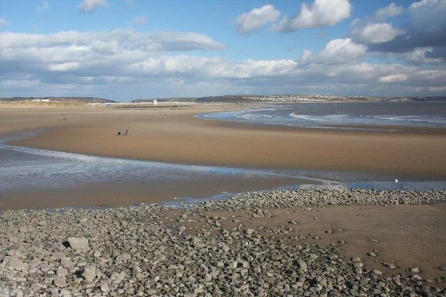 Bayside Guest House Porthcawl Bagian luar foto